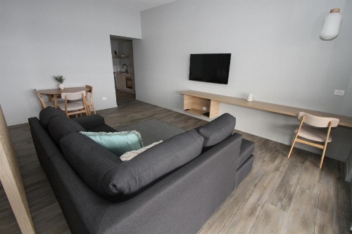 Waterfront Apartments image 26