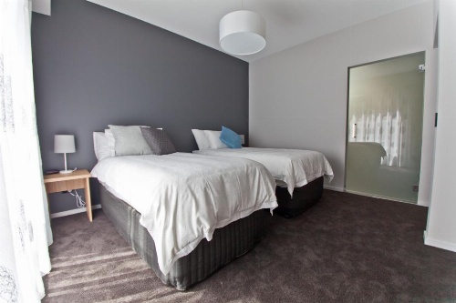 Waterfront Apartments image 5