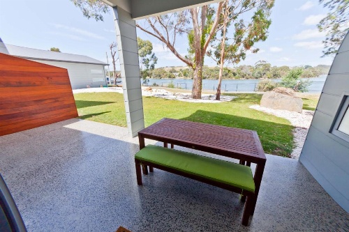 Waterfront Apartments image 8